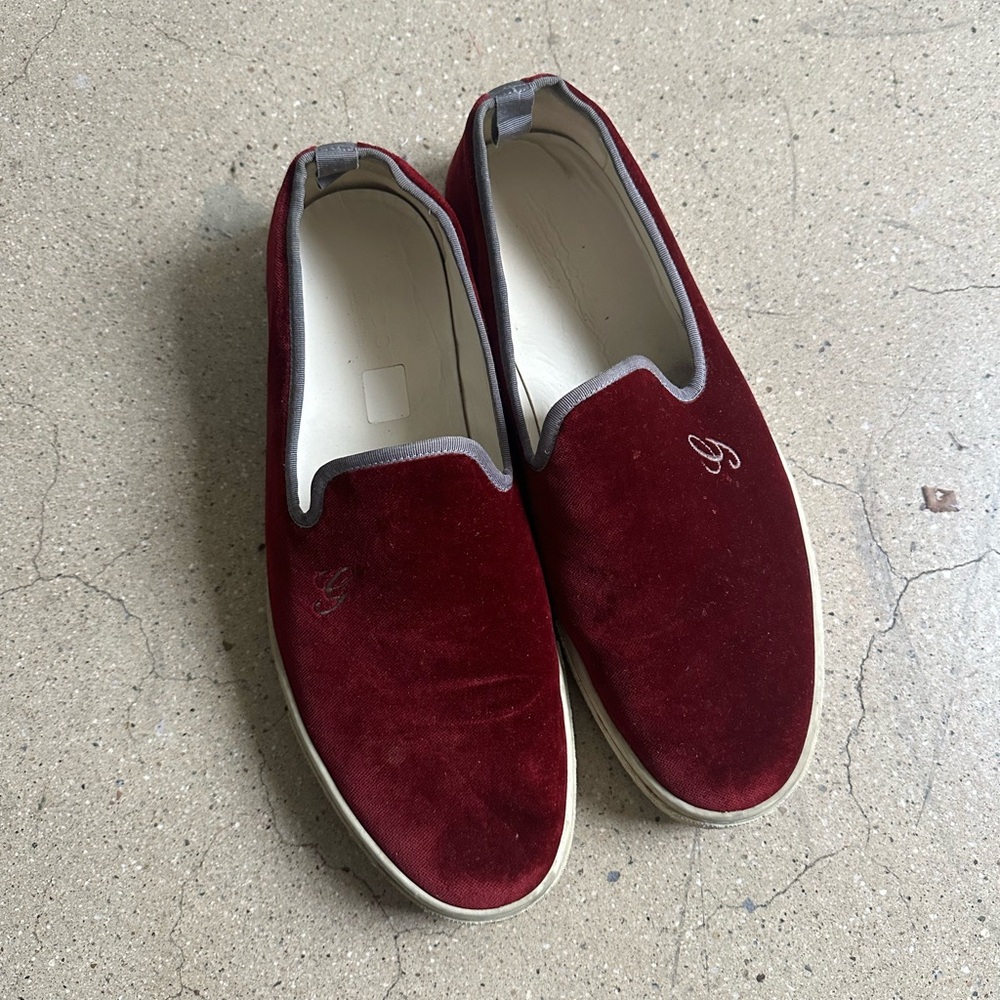 Velvet Gucci slip on Sneakers similar to Loafers